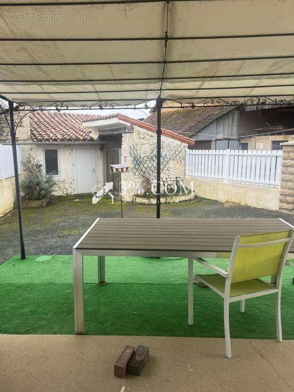 Maison à VALDIVIENNE