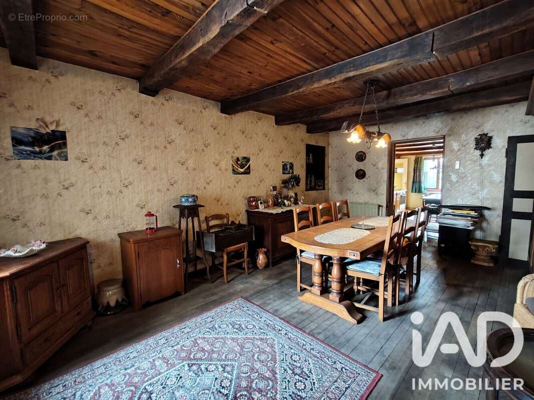 Maison 130 m² à Mandres-La-Cote  - photo 9