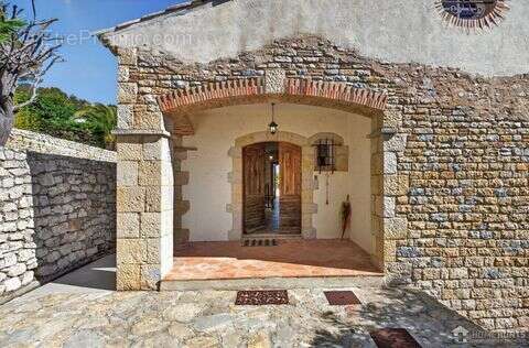 Maison à VALLAURIS