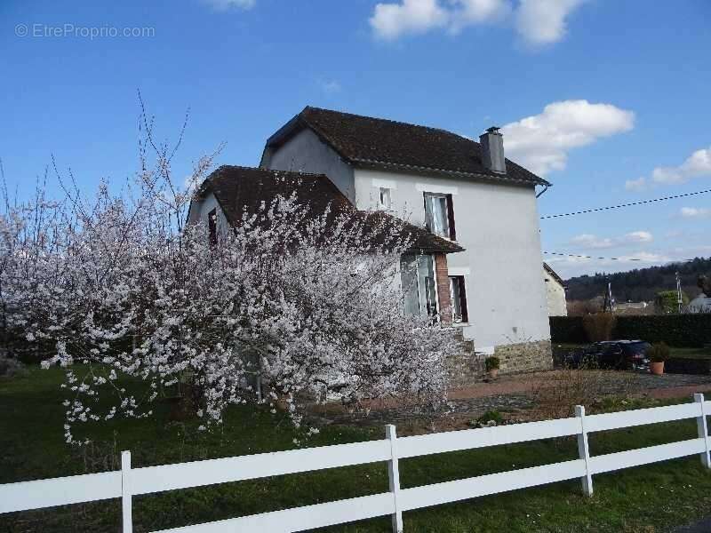 Maison à LA COQUILLE