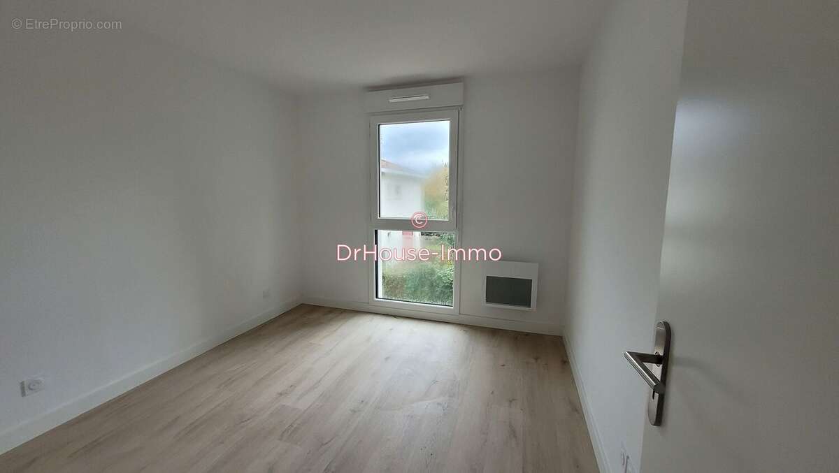 Maison à VILLENAVE-D'ORNON