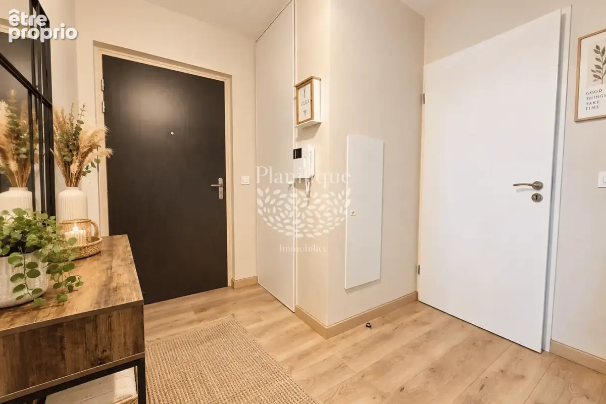 Annecy   Cran-Gevrier, confort contemporain et douceur de vivre - photo 8