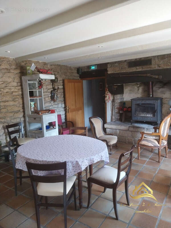 Maison à SAINT-EVARZEC