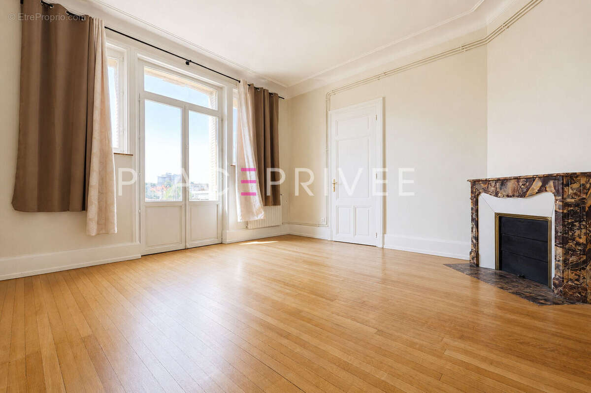 Appartement avec terrasse et stationnement - photo 12