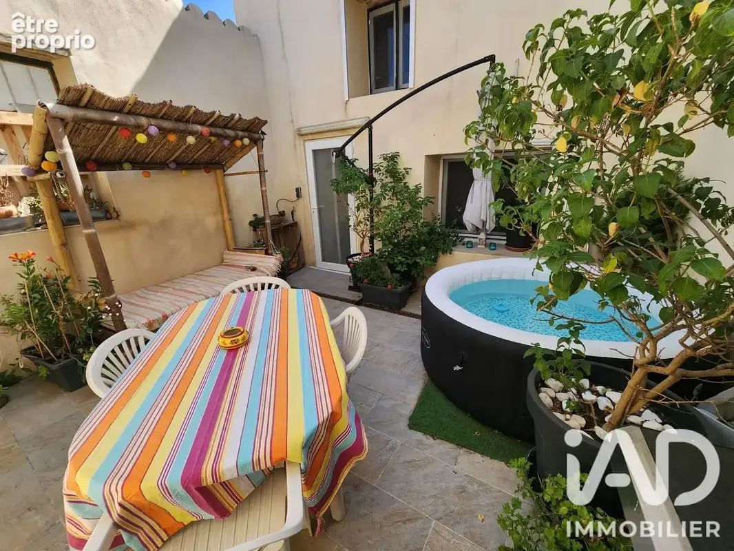 Photo 1 - Maison à GENERAC