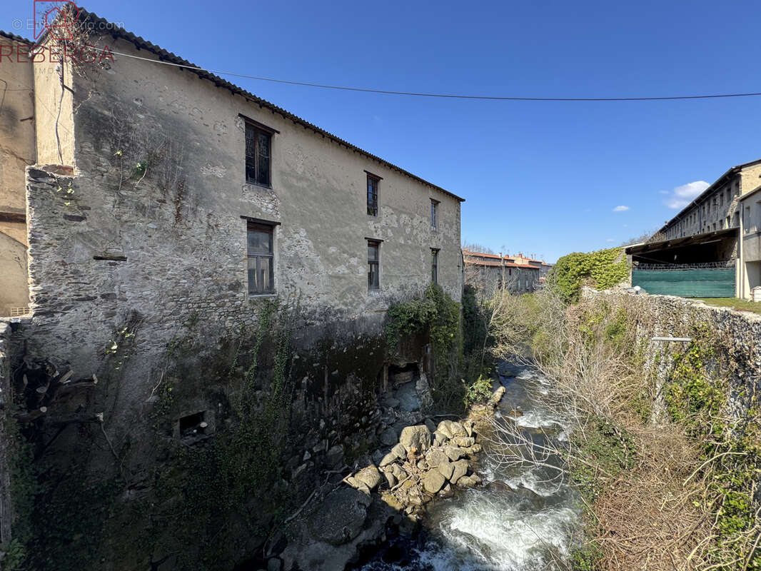 2200 m² à Mazamet  - photo 4