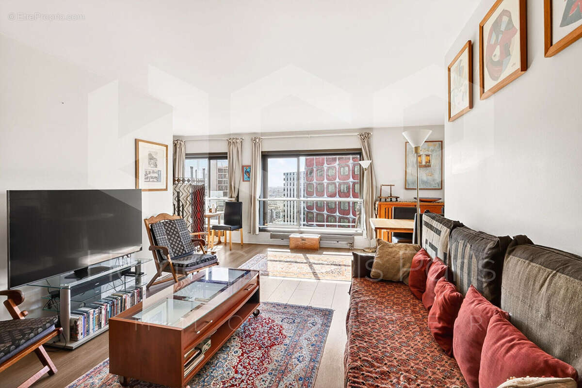 Appartement à PARIS-15E