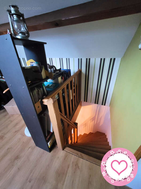Maison à LES BORDES