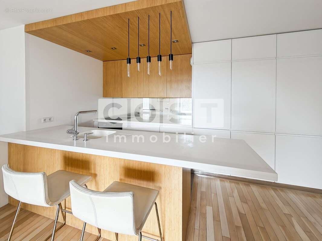 Appartement à GENNEVILLIERS