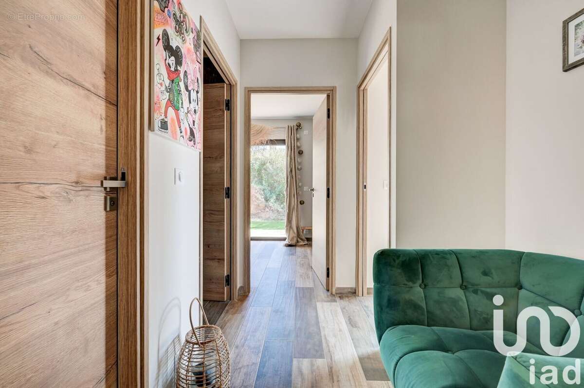 Photo 8 - Maison à LE CASTELLET