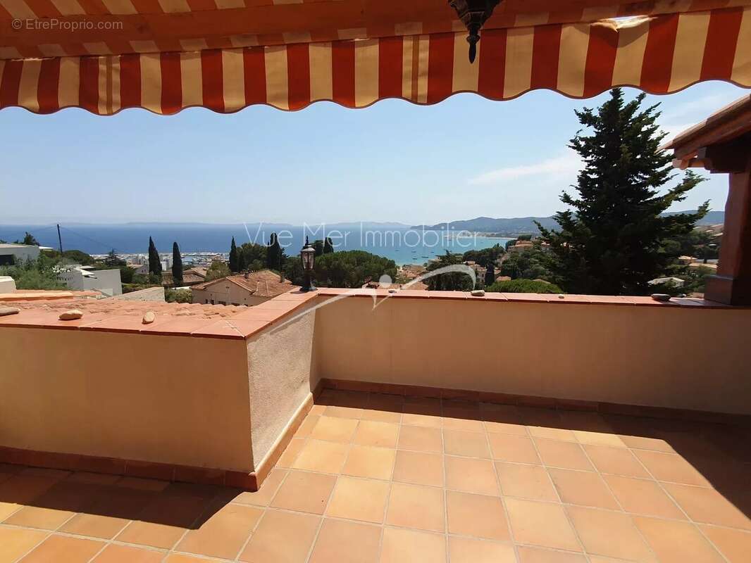 Appartement à LE LAVANDOU