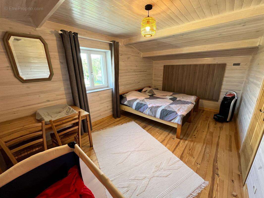 Maison à SAINT-PAUL-LE-JEUNE