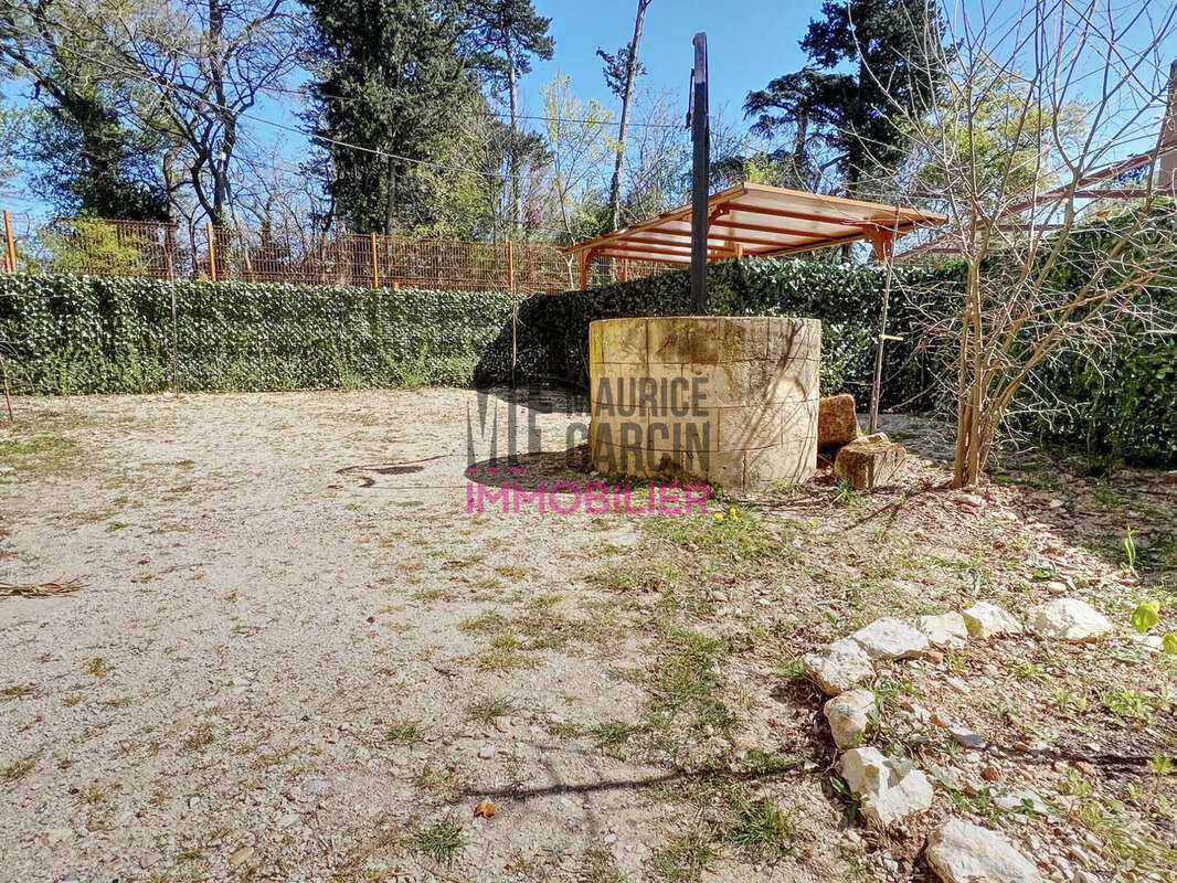 Appartement 70 m² à Avignon  - photo 8