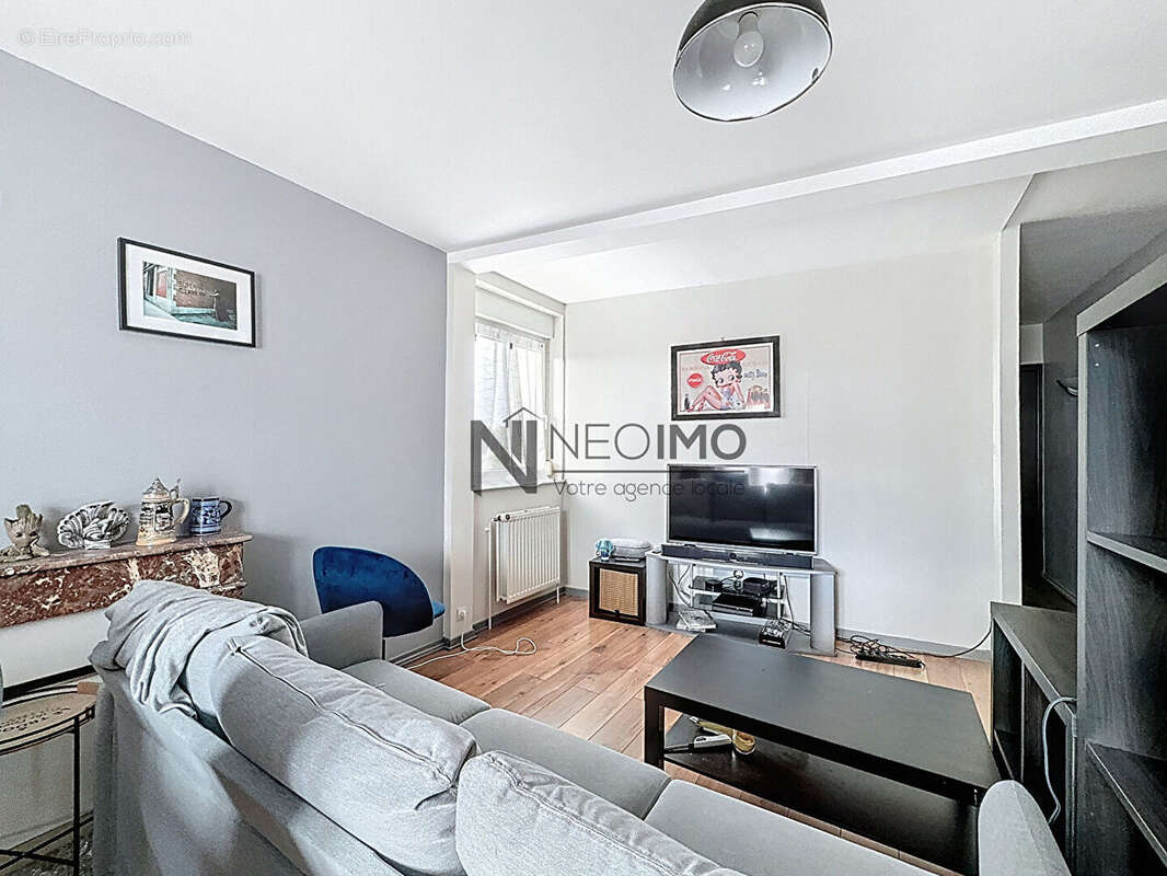 Appartement à NEUFCHATEAU