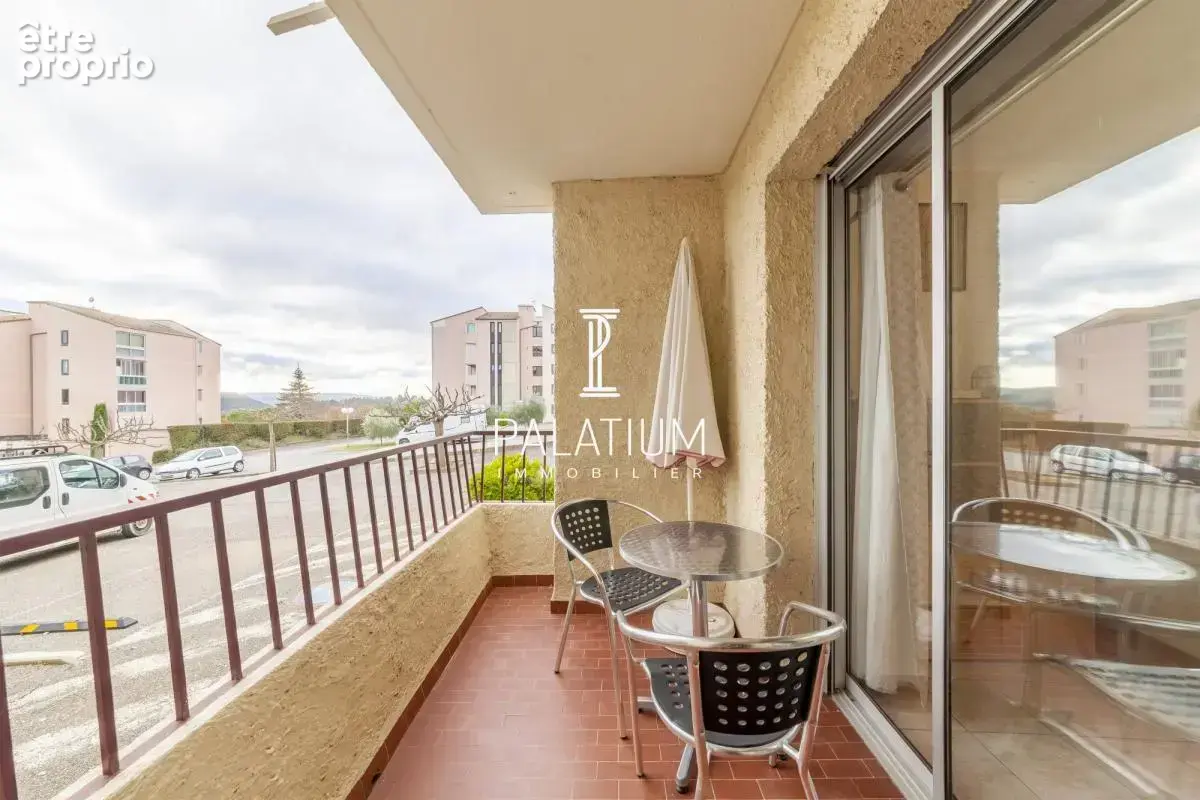 Jolie T1 de 29m2 avec Balcon et place de parking - photo 2