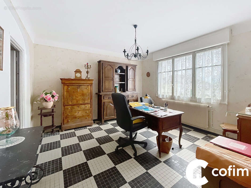 Maison à MIRAMONT-SENSACQ