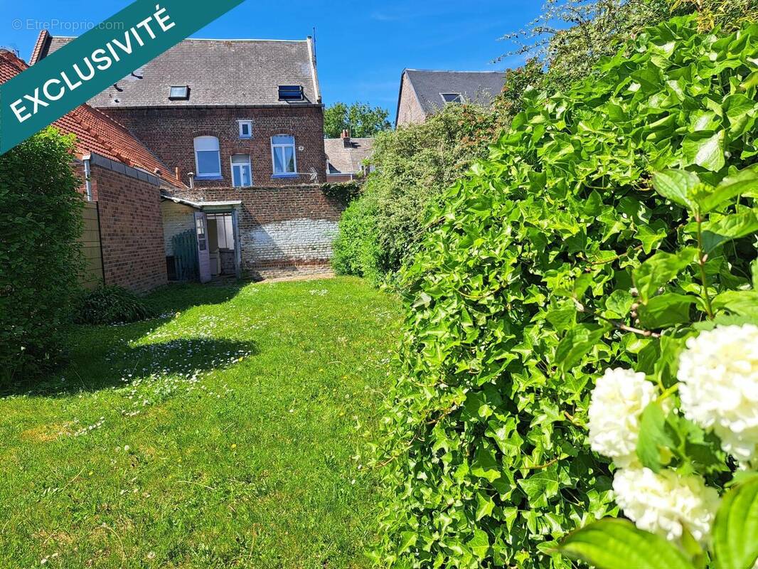 Photo 1 - Maison à LOCON