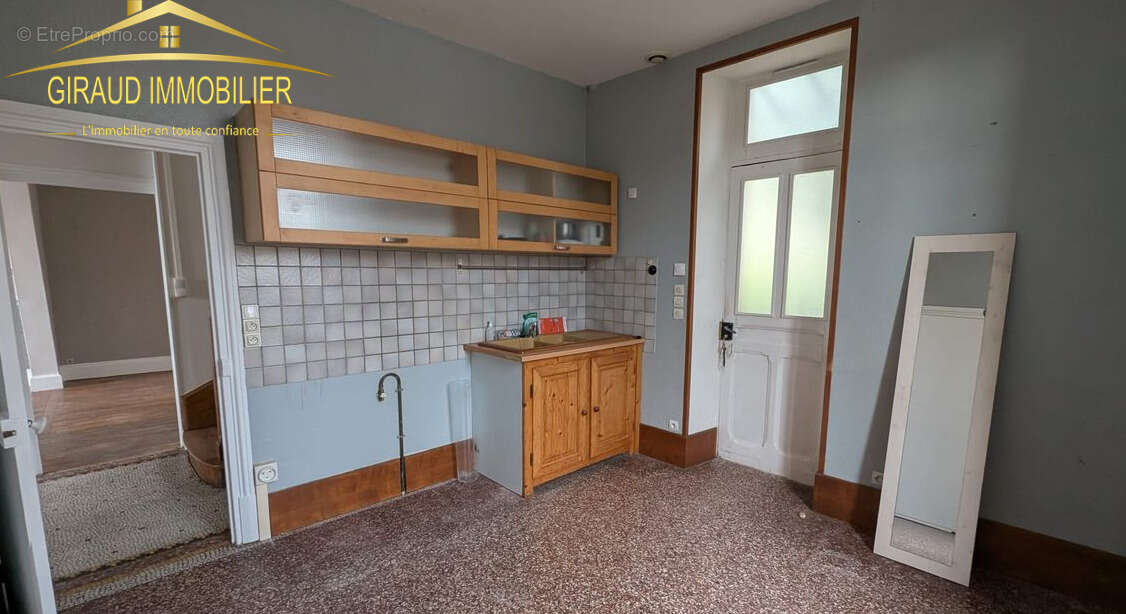 Maison à CHAUFFAILLES