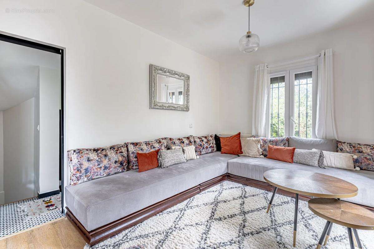 Maison à ROMAINVILLE