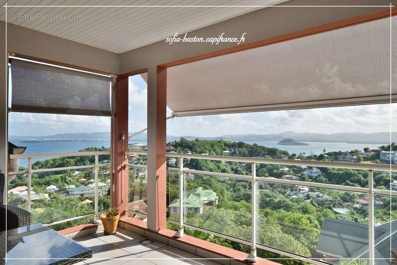 Appartement à LES TROIS-ILETS