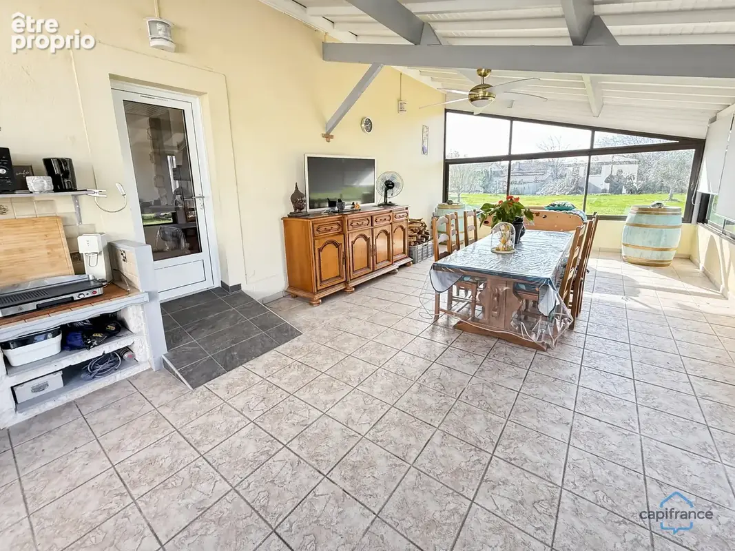 Dpt Gers (32), à vendre BARCELONNE DU GERS Maison T5 de 155 m² habitables + grands garages, dépendances et piscine sur 8678 m² d - photo 5