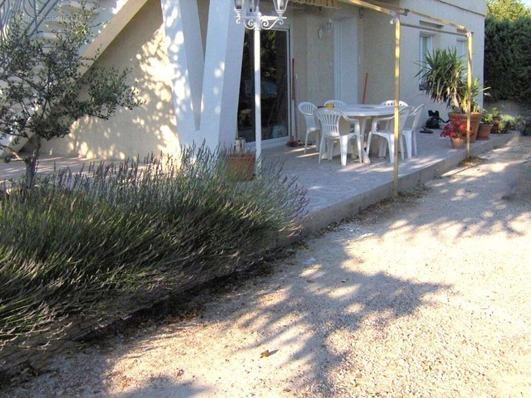 Appartement à PIERRELATTE