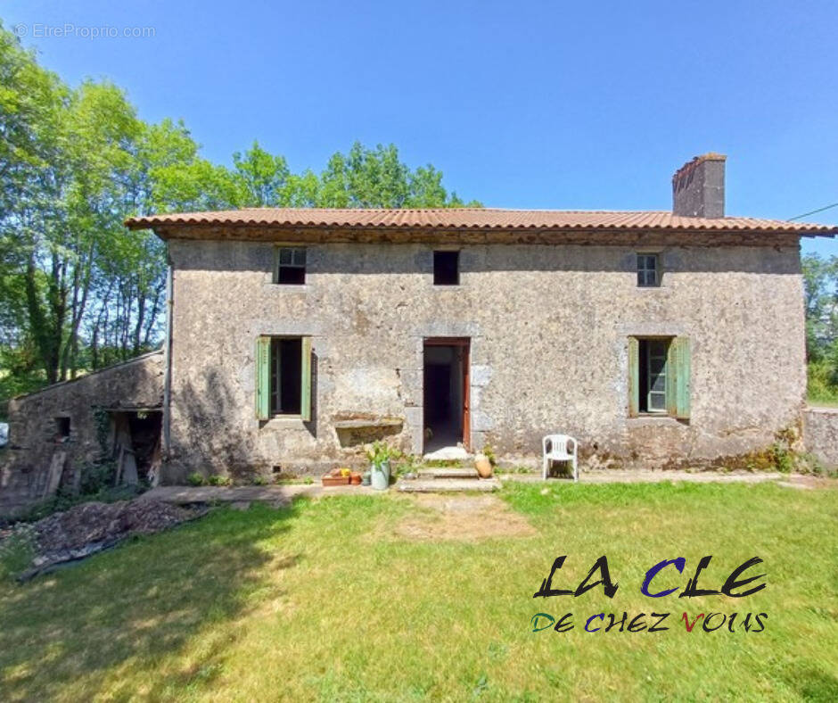 Maison à LE BEUGNON
