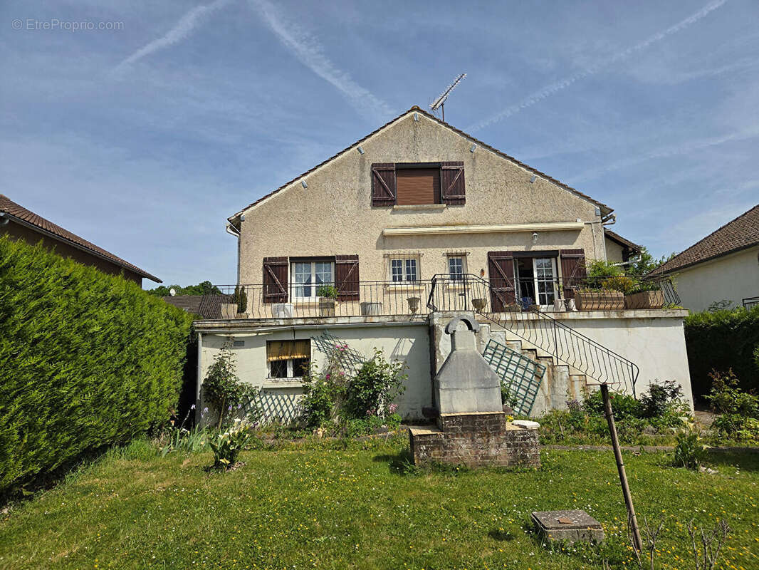 Maison à VILLIERS-LE-MORHIER