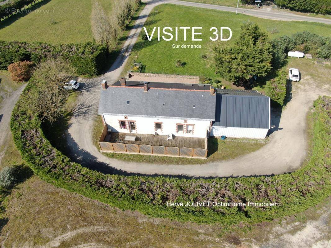 Maison à RIAILLE