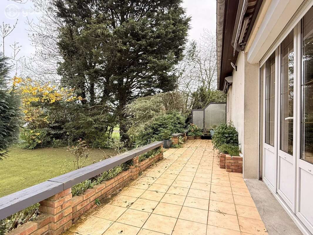 Maison à MALLEVILLE-LES-GRES