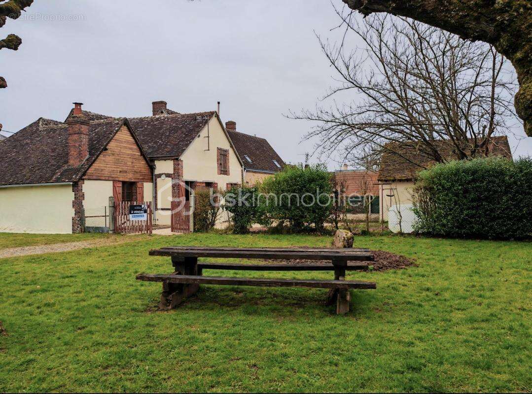 Maison au coeur de LA-CROIX-DU-PERCHE (28480) - photo 13