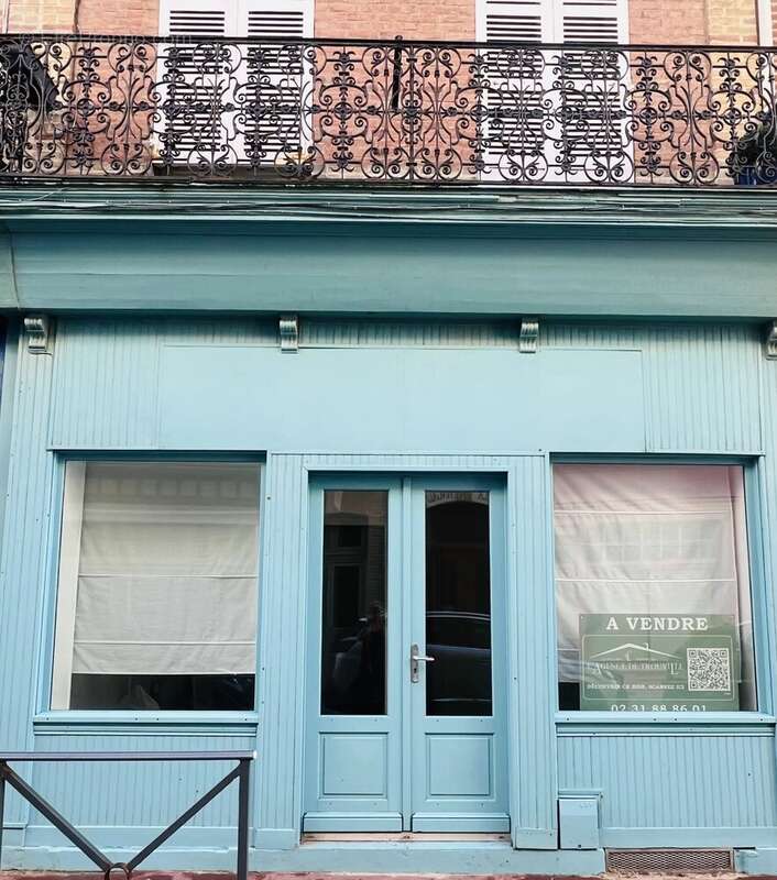 Commerce à TROUVILLE-SUR-MER