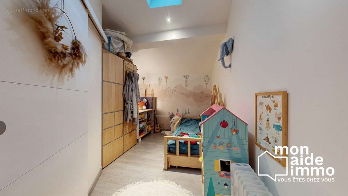 Maison à SAINT-CAPRAIS-DE-BORDEAUX