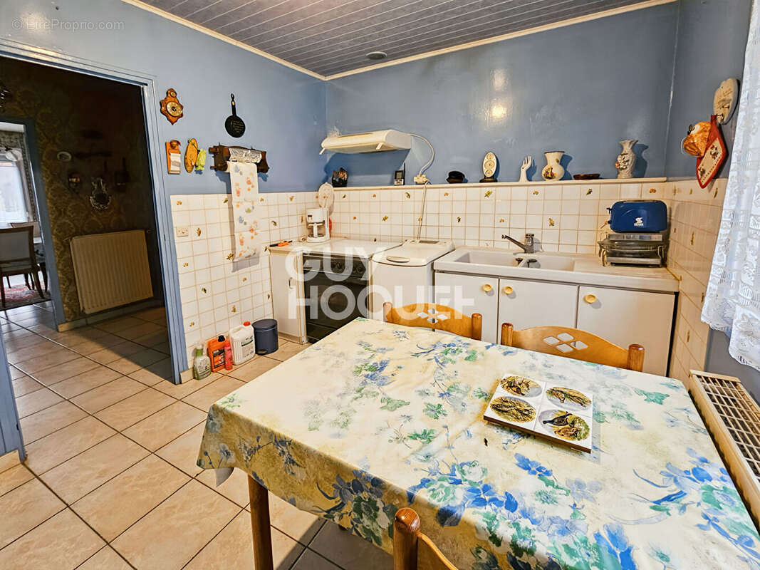 Maison à FONTENAY-TRESIGNY