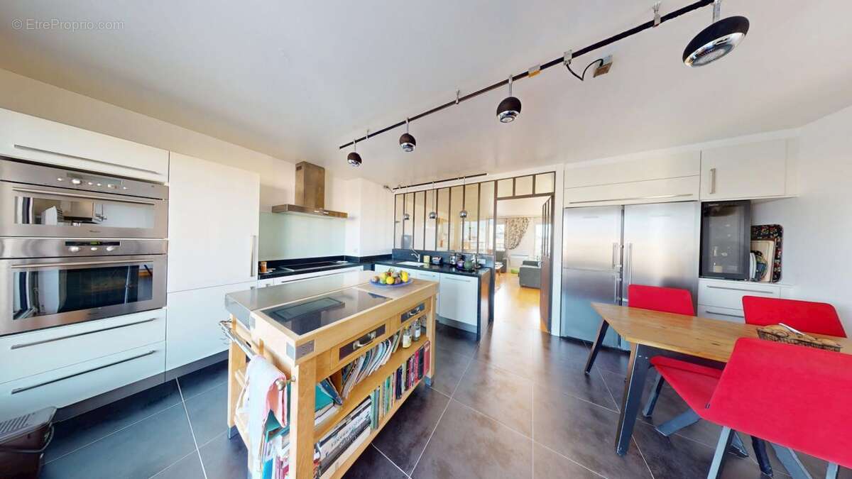 Appartement à ASNIERES-SUR-SEINE
