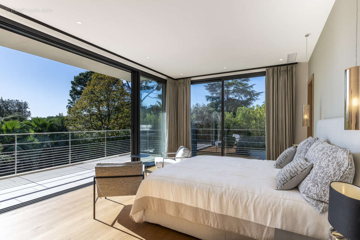 Bienvenue dans la Villa située au Parc Privé de Mougins - photo 12