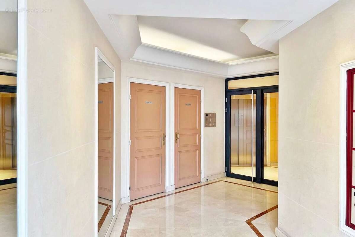 Appartement à SAINT-MAUR-DES-FOSSES