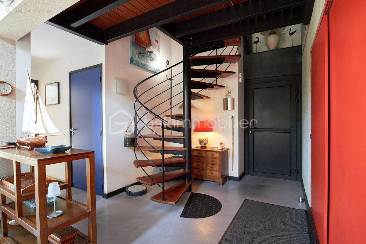 Maison d'architecte d'inspiration Le Corbusier proche des plages - photo 3