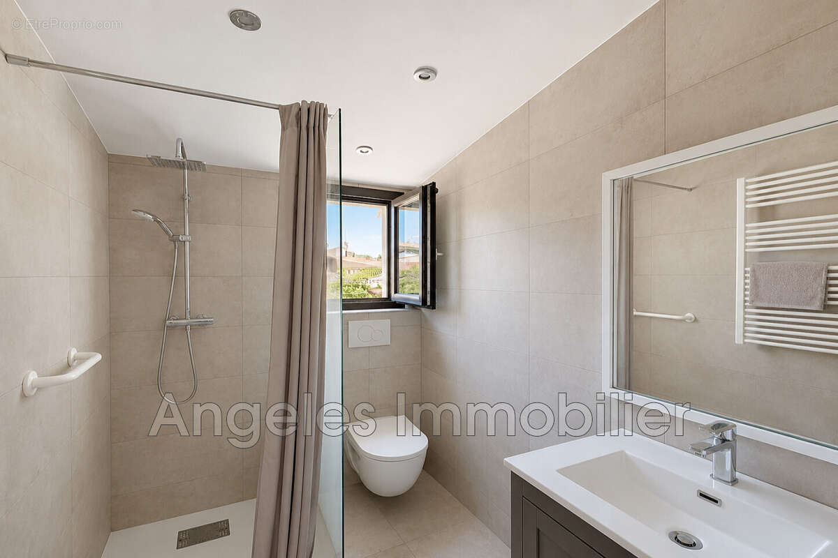 Maison 118 m² à Vallauris  - photo 9