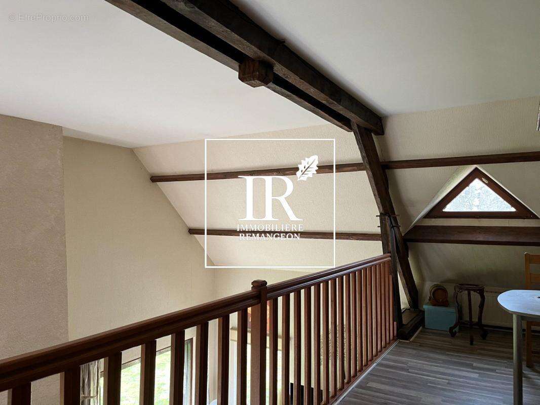 Maison de type solognote dans village proche lamotte - photo 8