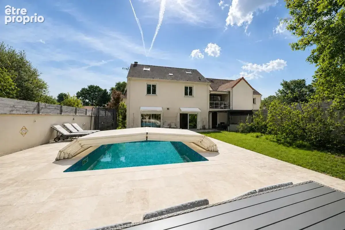 Maison à DAMMARIE-LES-LYS