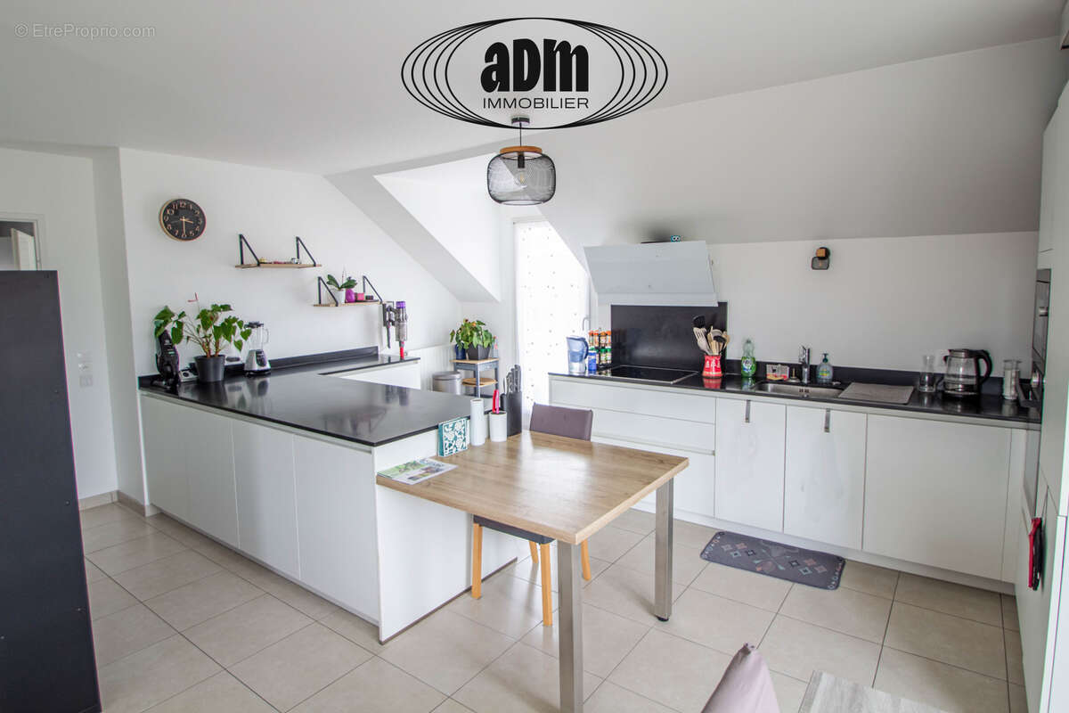 Appartement à CHESSY