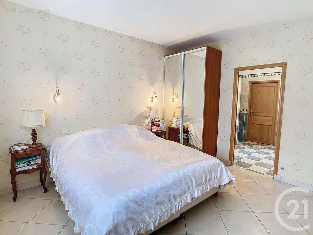 Maison à NIVILLAC