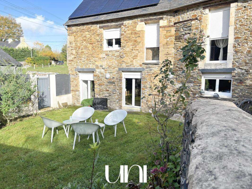 Maison à TROIS-MONTS
