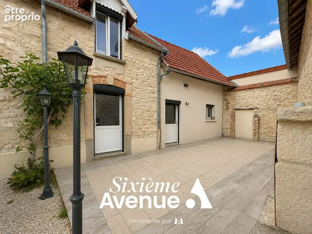 Maison à  vendre de type 7 pièces 165 m2 à Faverolles et Coëmy - photo 3
