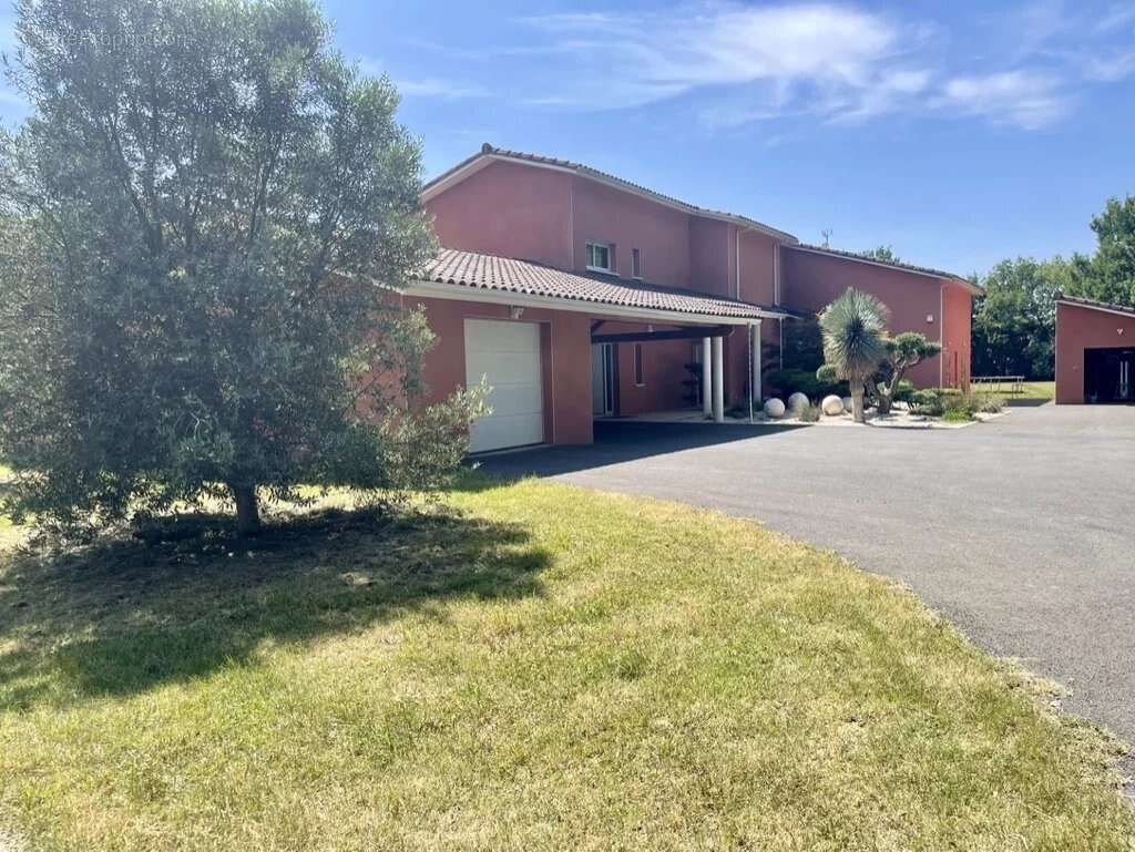 Maison à CAMBOUNET-SUR-LE-SOR