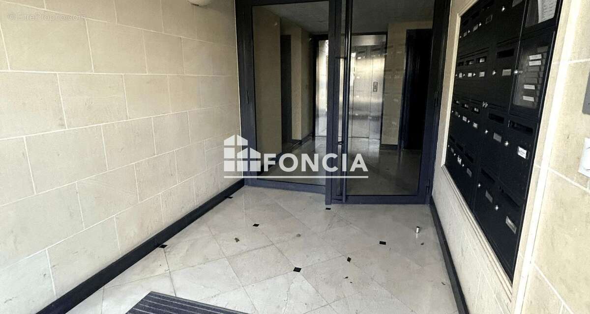 Appartement à ASNIERES-SUR-SEINE