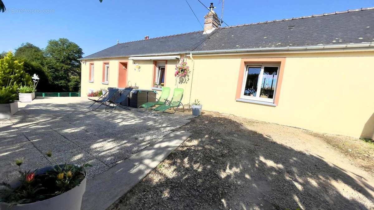 Maison 70 m² à La Haie-Traversaine  - photo 3