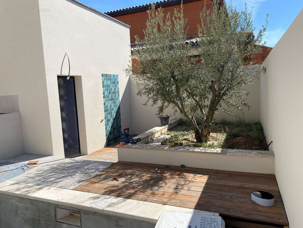 Maison à NEZIGNAN-L&#039;EVEQUE