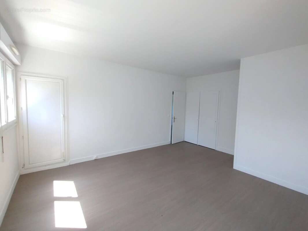Appartement à AUBERGENVILLE